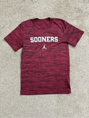 Nike Jordan Dri-Fit OU Heathered Crimson/Black Performance Tee Men’s Size Small